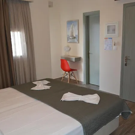 Aparthotel Georgio Paralía